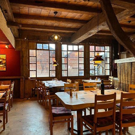 Hotel La Tour D'Ai Лезен Екстериор снимка